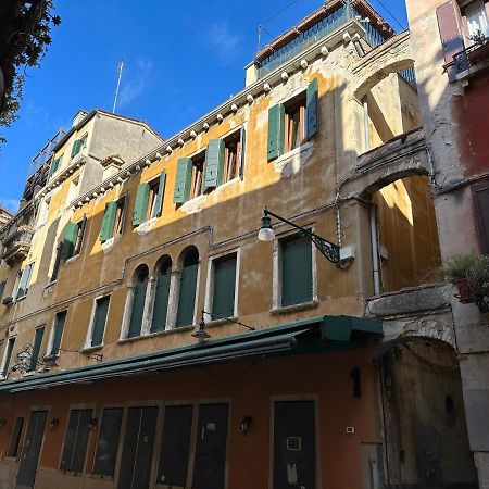 Apartamento San Marco Luxury Loft With Terrace Venecia Exterior foto