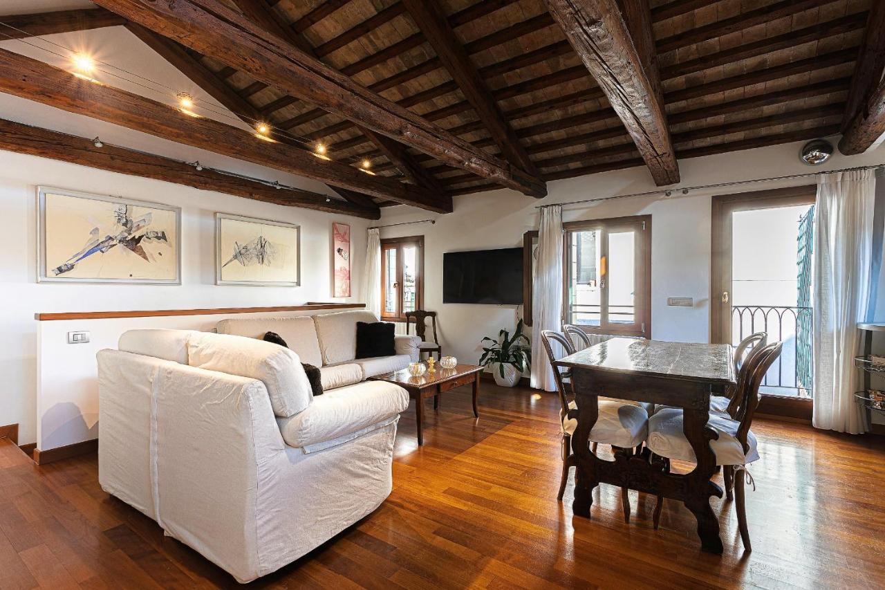 Apartamento San Marco Luxury Loft With Terrace Venecia Exterior foto