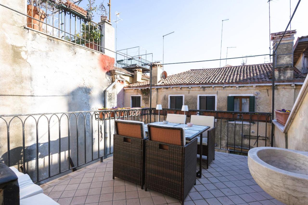 Apartamento San Marco Luxury Loft With Terrace Venecia Exterior foto