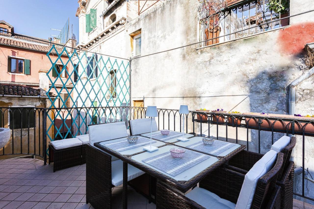 Apartamento San Marco Luxury Loft With Terrace Venecia Exterior foto